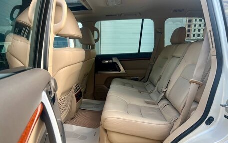 Toyota Land Cruiser 200, 2014 год, 3 899 000 рублей, 13 фотография