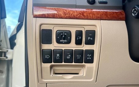 Toyota Land Cruiser 200, 2014 год, 3 899 000 рублей, 16 фотография
