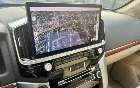 Toyota Land Cruiser 200, 2014 год, 3 899 000 рублей, 24 фотография