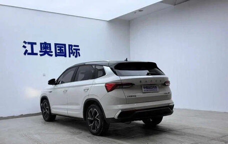 Skoda Kamiq I, 2022 год, 1 370 000 рублей, 4 фотография