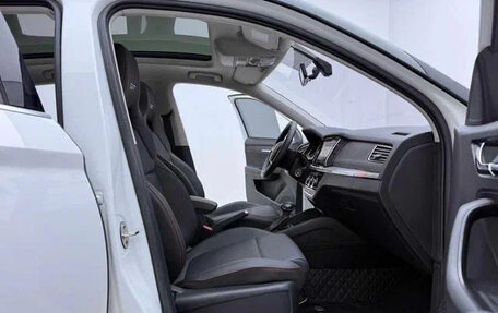 Skoda Kamiq I, 2022 год, 1 370 000 рублей, 10 фотография