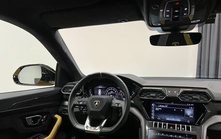 Lamborghini Urus I, 2022 год, 28 500 000 рублей, 13 фотография