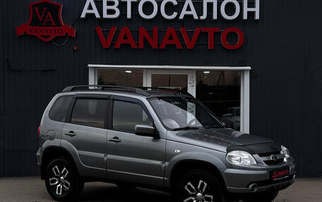 Chevrolet Niva I рестайлинг, 2012 год, 520 000 рублей, 3 фотография