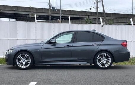 BMW 3 серия, 2018 год, 1 260 333 рублей, 3 фотография
