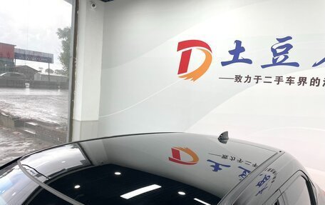 Honda Vezel, 2023 год, 2 078 000 рублей, 16 фотография