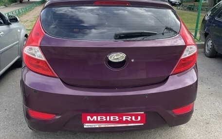 Hyundai Solaris II рестайлинг, 2012 год, 600 000 рублей, 4 фотография