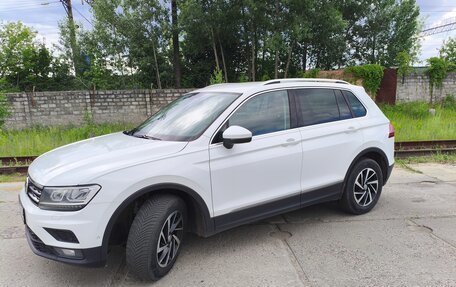 Volkswagen Tiguan II, 2018 год, 1 950 000 рублей, 10 фотография