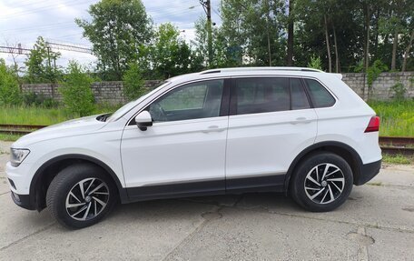 Volkswagen Tiguan II, 2018 год, 1 950 000 рублей, 9 фотография