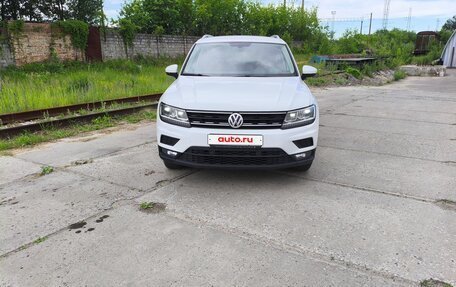Volkswagen Tiguan II, 2018 год, 1 950 000 рублей, 12 фотография
