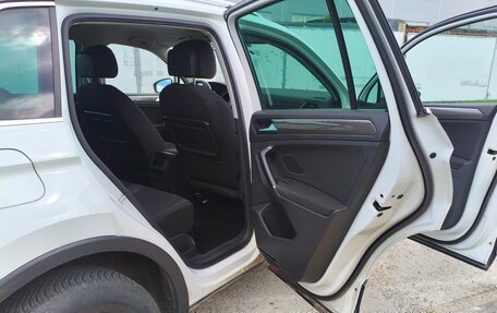 Volkswagen Tiguan II, 2018 год, 1 950 000 рублей, 18 фотография