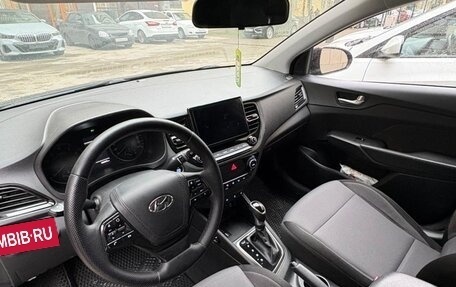 Hyundai Solaris II рестайлинг, 2021 год, 1 600 000 рублей, 11 фотография