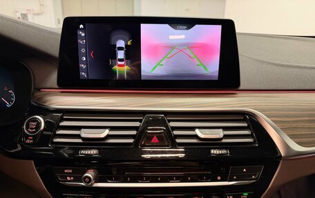 BMW 5 серия, 2019 год, 2 890 000 рублей, 15 фотография