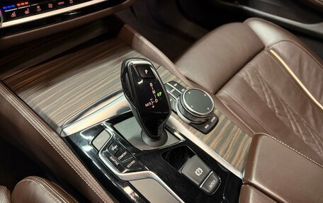 BMW 5 серия, 2019 год, 2 890 000 рублей, 18 фотография