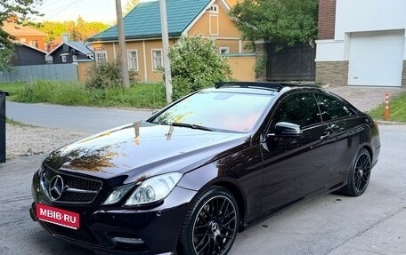 Mercedes-Benz E-Класс, 2012 год, 1 490 000 рублей, 1 фотография