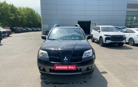 Mitsubishi Outlander III рестайлинг 3, 2002 год, 299 000 рублей, 1 фотография