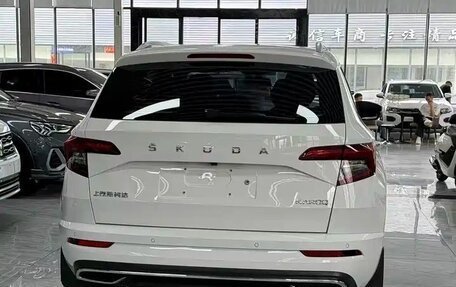 Skoda Karoq I, 2022 год, 2 186 000 рублей, 5 фотография
