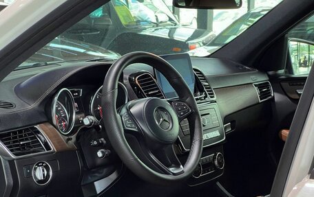 Mercedes-Benz GLS, 2017 год, 3 800 000 рублей, 10 фотография
