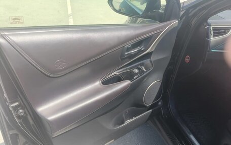 Toyota Harrier, 2015 год, 2 199 000 рублей, 14 фотография
