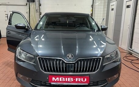 Skoda Superb III рестайлинг, 2015 год, 1 340 000 рублей, 14 фотография