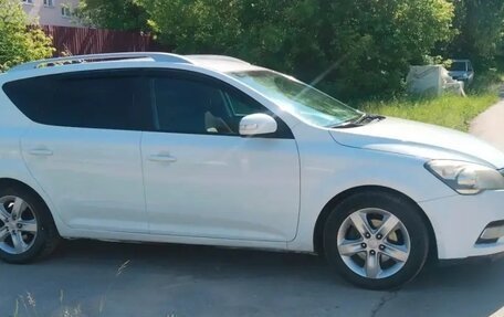 KIA cee'd I рестайлинг, 2011 год, 650 000 рублей, 7 фотография