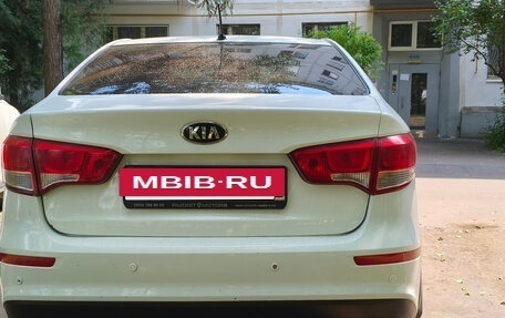 KIA Rio III рестайлинг, 2015 год, 1 100 000 рублей, 4 фотография