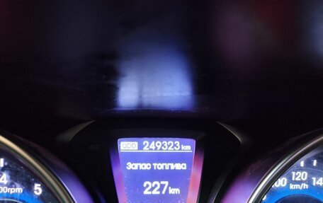 Hyundai Elantra V, 2012 год, 990 000 рублей, 16 фотография
