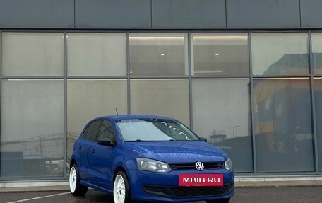 Volkswagen Polo VI (EU Market), 2011 год, 449 000 рублей, 2 фотография