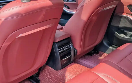 BMW 3 серия, 2023 год, 2 753 000 рублей, 10 фотография
