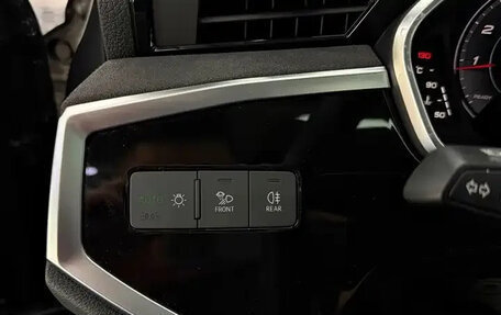 Audi Q3, 2023 год, 2 100 100 рублей, 12 фотография
