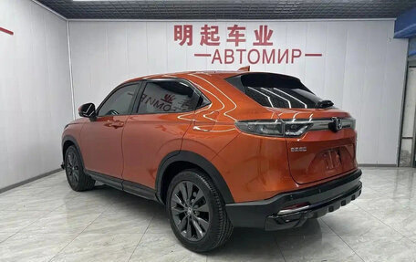 Honda Vezel, 2023 год, 1 860 000 рублей, 4 фотография