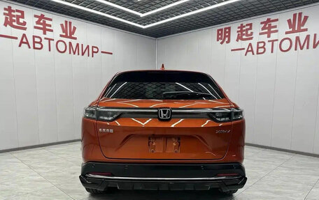 Honda Vezel, 2023 год, 1 860 000 рублей, 5 фотография