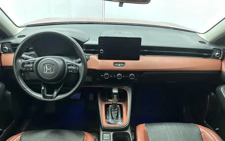 Honda Vezel, 2023 год, 1 860 000 рублей, 11 фотография