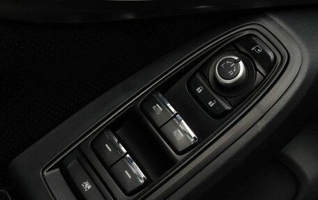 Subaru XV II, 2017 год, 1 824 000 рублей, 15 фотография