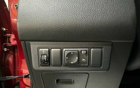 Nissan Tiida, 2008 год, 600 000 рублей, 32 фотография