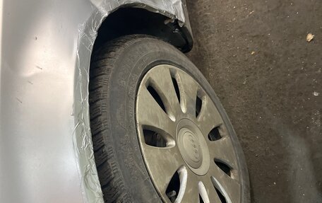 Audi A4, 2003 год, 385 000 рублей, 5 фотография
