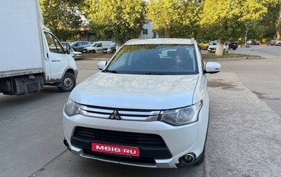 Mitsubishi Outlander III рестайлинг 3, 2014 год, 1 399 000 рублей, 1 фотография
