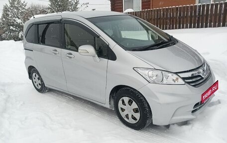 Honda Freed I, 2012 год, 960 000 рублей, 1 фотография