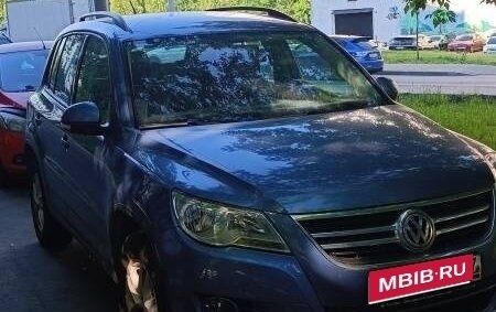 Volkswagen Tiguan I, 2011 год, 1 180 000 рублей, 1 фотография