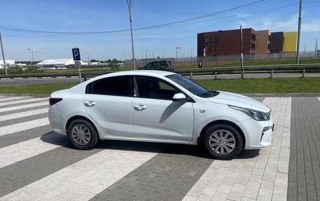 KIA Rio IV, 2019 год, 900 000 рублей, 5 фотография