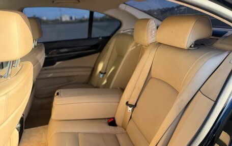 BMW 7 серия, 2010 год, 1 250 000 рублей, 31 фотография