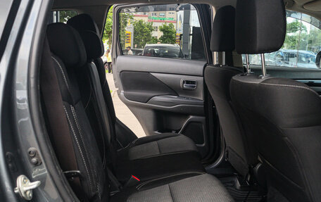 Mitsubishi Outlander III рестайлинг 3, 2020 год, 1 500 000 рублей, 9 фотография