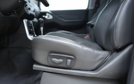 Nissan Pathfinder, 2011 год, 1 490 000 рублей, 11 фотография