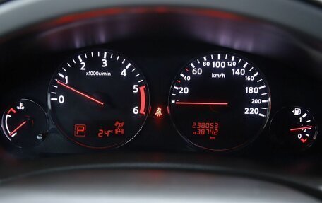 Nissan Pathfinder, 2011 год, 1 490 000 рублей, 17 фотография