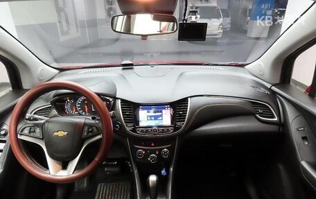 Chevrolet Trax, 2022 год, 1 060 000 рублей, 6 фотография