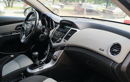 Chevrolet Cruze II, 2012 год, 740 000 рублей, 8 фотография