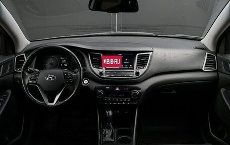 Hyundai Tucson III, 2018 год, 1 690 000 рублей, 10 фотография