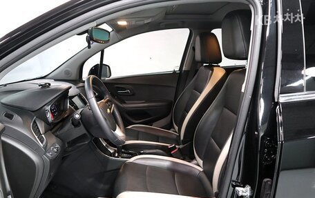 Chevrolet Trax, 2022 год, 1 060 000 рублей, 6 фотография