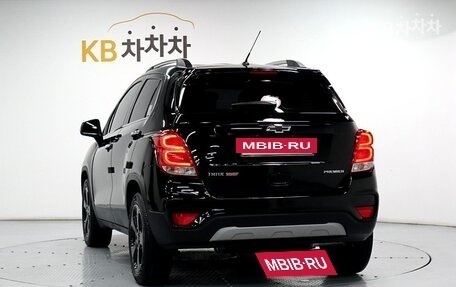 Chevrolet Trax, 2022 год, 1 060 000 рублей, 4 фотография