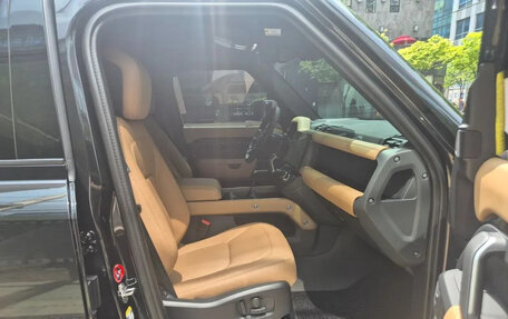 Land Rover Defender II, 2026 год, 9 950 000 рублей, 6 фотография