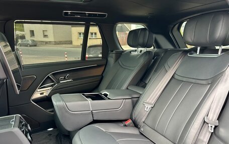 Land Rover Range Rover IV рестайлинг, 2026 год, 17 500 000 рублей, 37 фотография